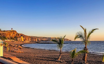 Sunset on a beach in Tenerife, Spain. Unsplash@Andreas M