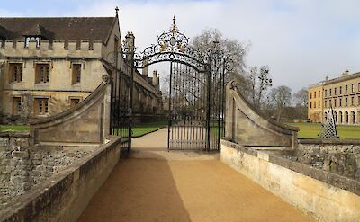 Magdalen College, Oxford. Unsplash: Dave Lowe