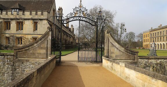 Magdalen College, Oxford. Unsplash: Dave Lowe