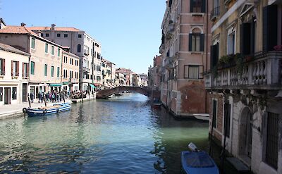 Canal in Cannaregio, Venice, Italy. Flickr:michimaya