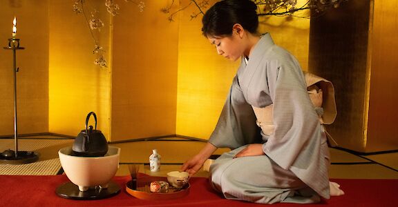 Tea ceremony, Japan. Unsplash: Romeo A