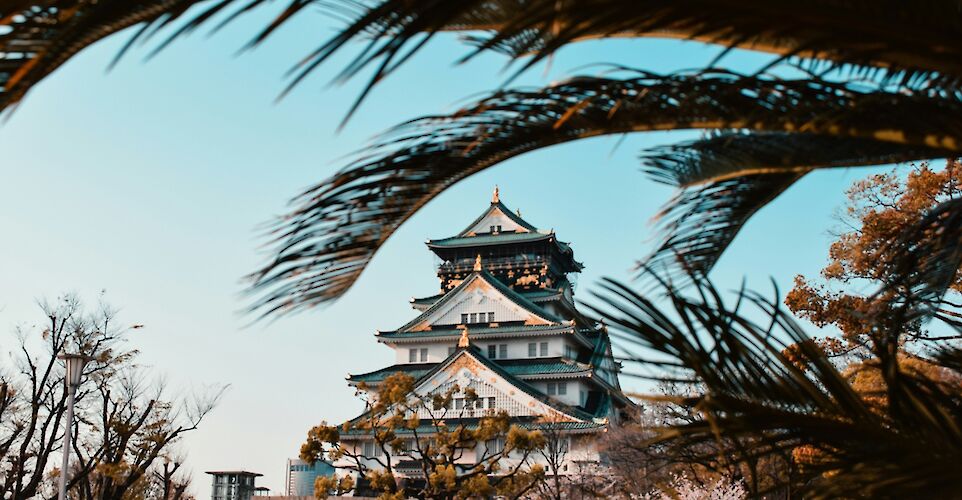 Osaka castle, Japan. Unsplash: Agathe