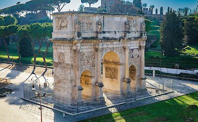 Arch of Constantine, Rome, Italy. Unsplash: Anton Volnuhin