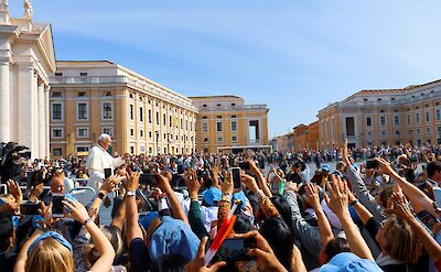 Papal audience, Vatican City, Rome. Unsplash: Agatha Depine