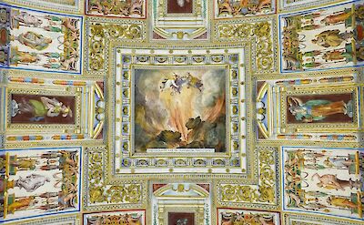 Vatican museum, Rome, Italy. Unsplash: Niccolo Chiamori
