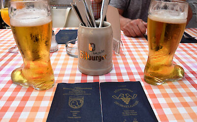 Delicious German beers in Old Town Rüdesheim am Rhein, Germany. Flickr:János Korom Dr.