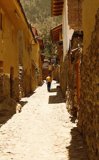 Streets of Ollantaytambo, Peru. Unsplash:Bibiana Davila