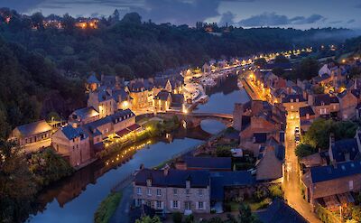 Dinan, France. Unsplash:Pedro Lastra