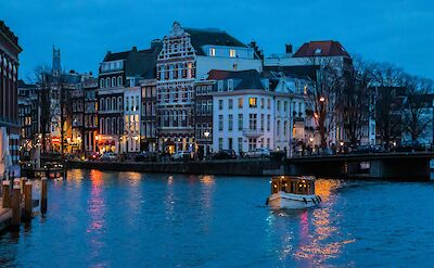 Twilight in Amsterdam. Unsplash: Ernest Ojeh