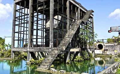 Interesting structures on the Hampden Estate, Jamaica. CC:El Sol Vida