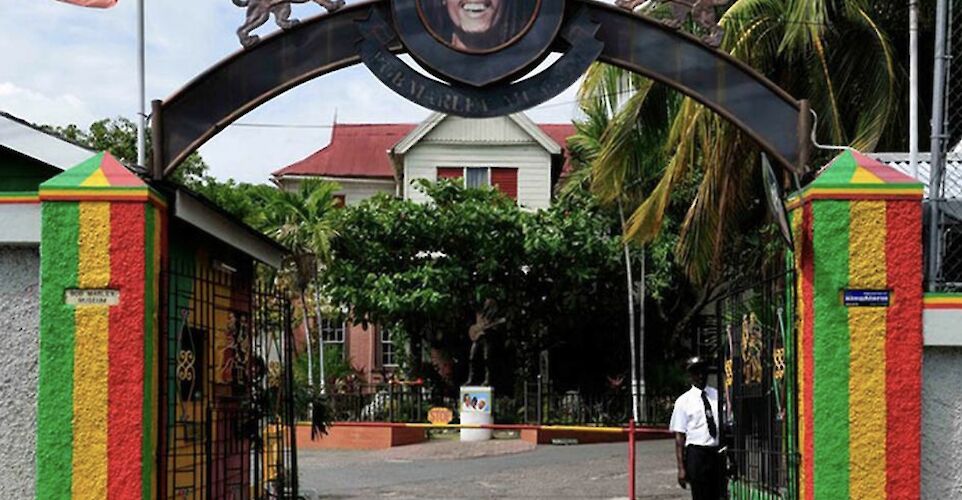 Entrance to the Bob Marley Museum, Kingston, Jamaica. CC:El Sol Vida