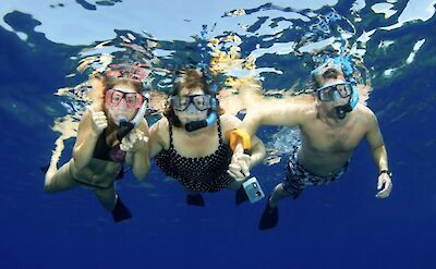 Snorkeling in the Caribbean Sea, Jamaica. CC:El Sol Vida