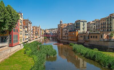 Rio Oñar, Girona, Spain. Unsplash:ManuelTorresGarcia