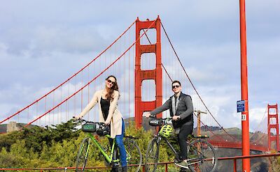 Posing on the Golden Gate Bridge, San Francisco, California, USA. CC:Unlimited Biking