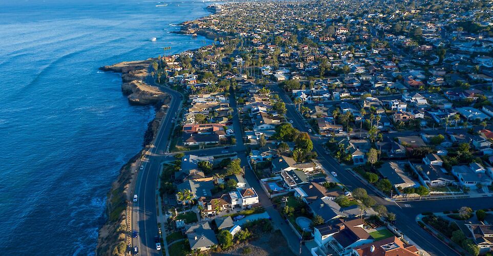 San Diego from above, California, USA. Clayton Cardinalli@Unsplash