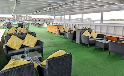 The sundeck on the MS Rigoletto | Holland Bike & Boat Tours