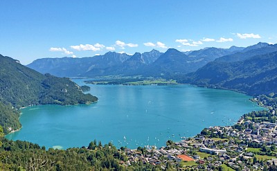 Vast mountain lakes framed by alpine peaks. toEH
