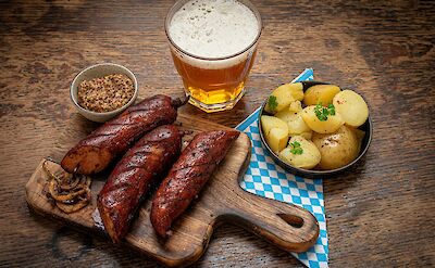 Traditional Bavarian meal. Unsplash: Monika Borys