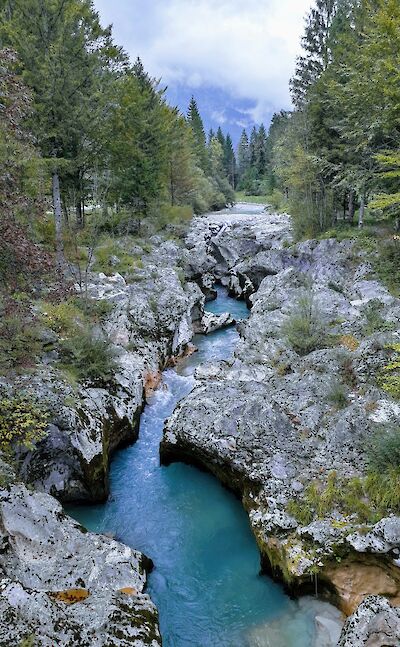 Soca Valley. Unsplash:Mathilde Ro