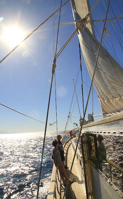 Setting sail in the Gulf of Gökova. CC: IH