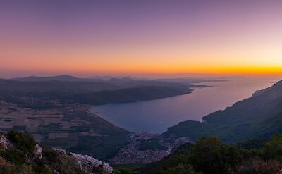 Overlooking Akyaka in Turkey. Unsplash:Mehmet Talha Onuk