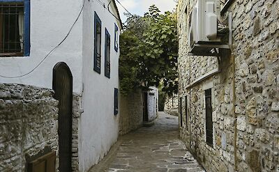 A cozy side street in Bodrum. Unsplash:Mustafa Kilic