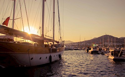 Sunset in the harbor, Bodrum, Turkey. Unsplash@Georgii Eletskikh