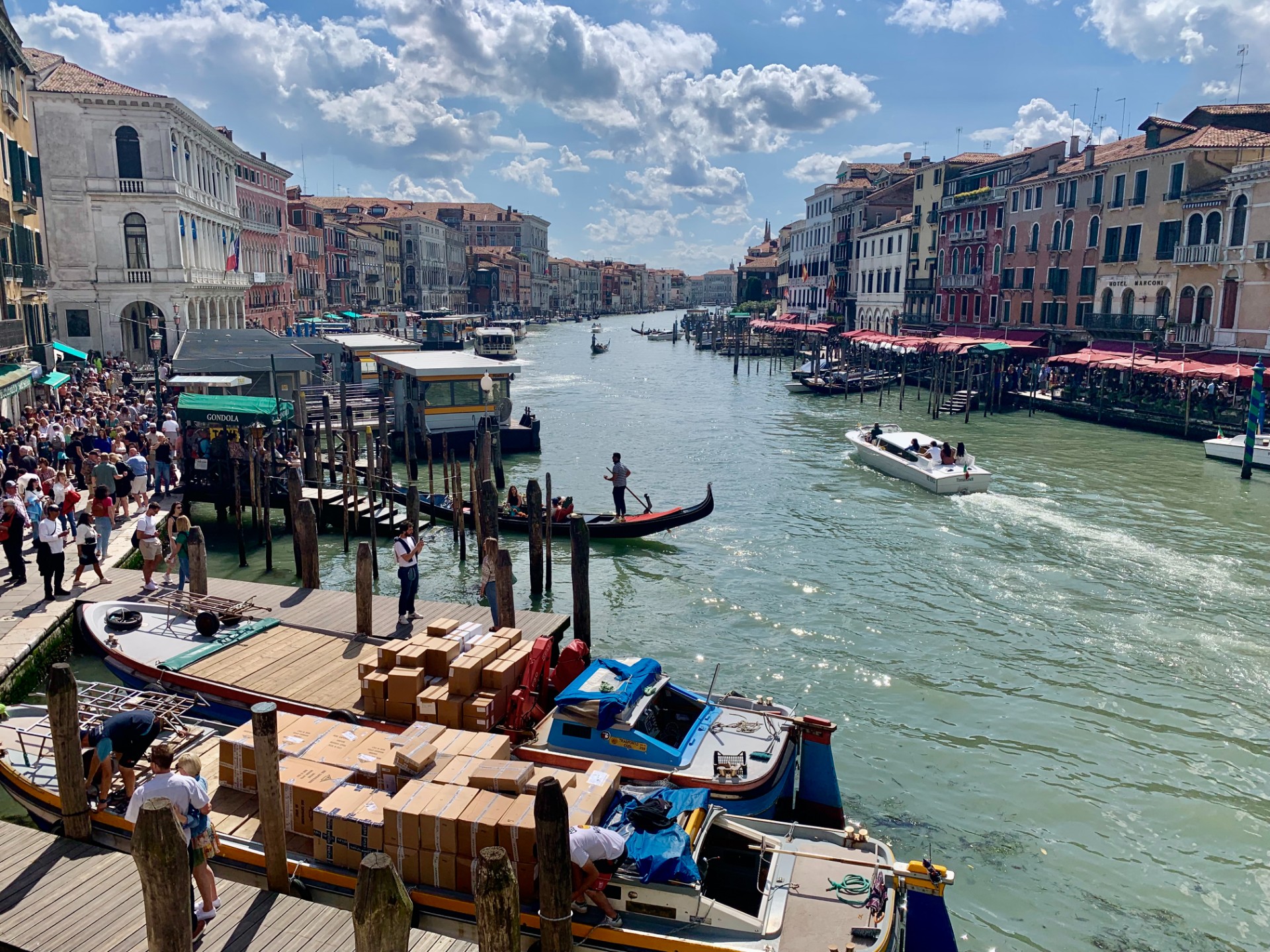 Boat and bike tour in Venice