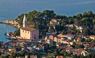 Panoramic views over Veli Losinj. toST