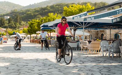 Cycling through town. toIH