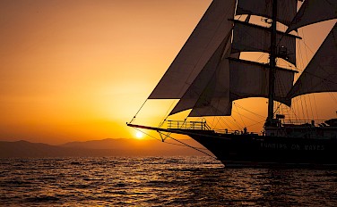 Sailing the Greek Isles between Athens and Corfu