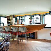 Bar & Lounge | Magnifique X | Boat & Bike Tour