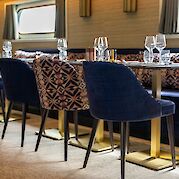Restaurant | Magnifique X | Boat & Bike Tour