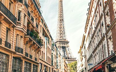 A classic Parisian street scene. pex@Spencer
