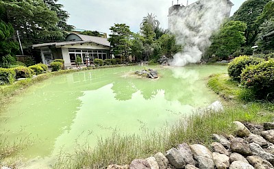 Shiraike Jigoku (White Pond Hell), Beppu. flickr@Bryan