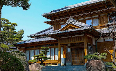 A classic wooden ryokan. Pexels:Won Jong Lee