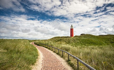 Iconic red lighthouse on Texel Island. pexels-pixabay