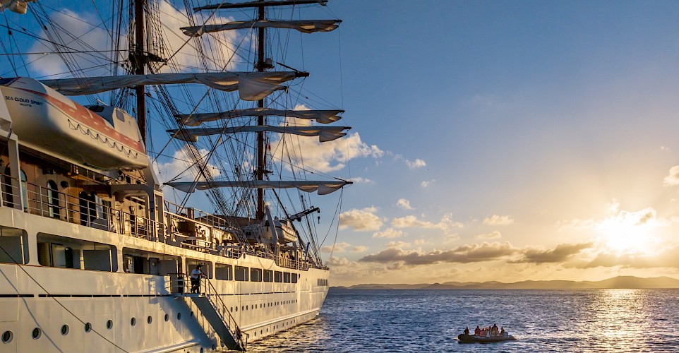 Sea Cloud Spirit under sail. toTN