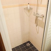 Private Bathroom | Simmer Fan Fryslan | Bike & Boat Tour