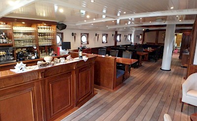 Restaurant | Simmer Fan Fryslan | Bike & Boat Tour