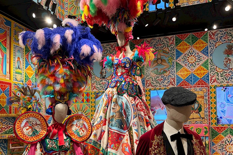 Dal Cuore alle Mani, Dolce & Gabbana, Milan, Italy. CC:Fulton Armstrong