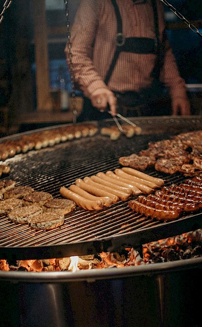 Franconian Bratwurst on the grill. Pexels@Cottonbro