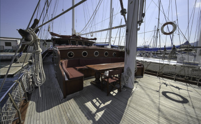 Sundeck| Tersane IV | Bike & Boat Tour