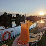 Cocktails at sunset | Casanova | Bike & Boat Tour