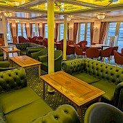 Lounge | Casanova | Bike & Boat Tour