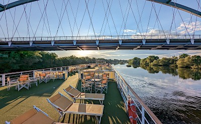 Sundeck | Casanova | Bike & Boat Tour
