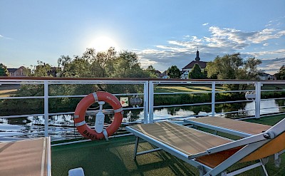 Sundeck | Casanova | Bike & Boat Tour
