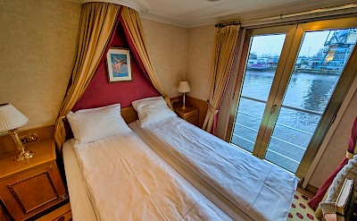 Upper Deck Cabin | Casanova | Bike & Boat Tour