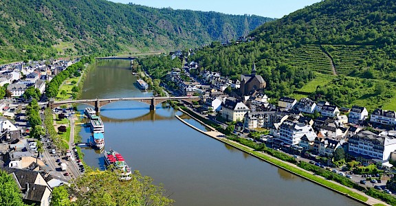 River running through Cochem, Germany. Unsplash@Ben Berwers