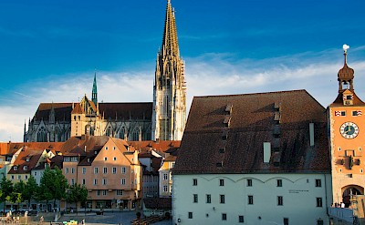 Iconic twin spires dominating the skyline of this UNESCO World Heritage city. pexels@christian